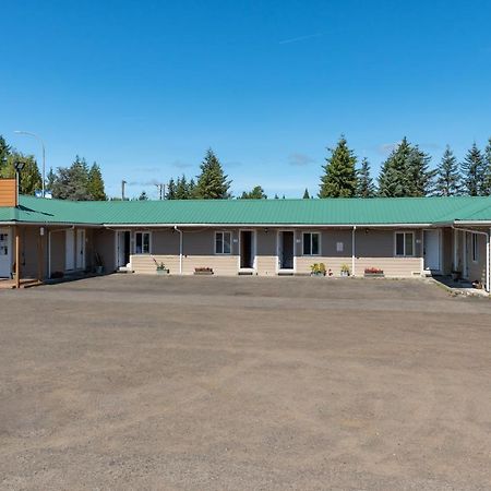 Far West Motel Forks Exterior photo